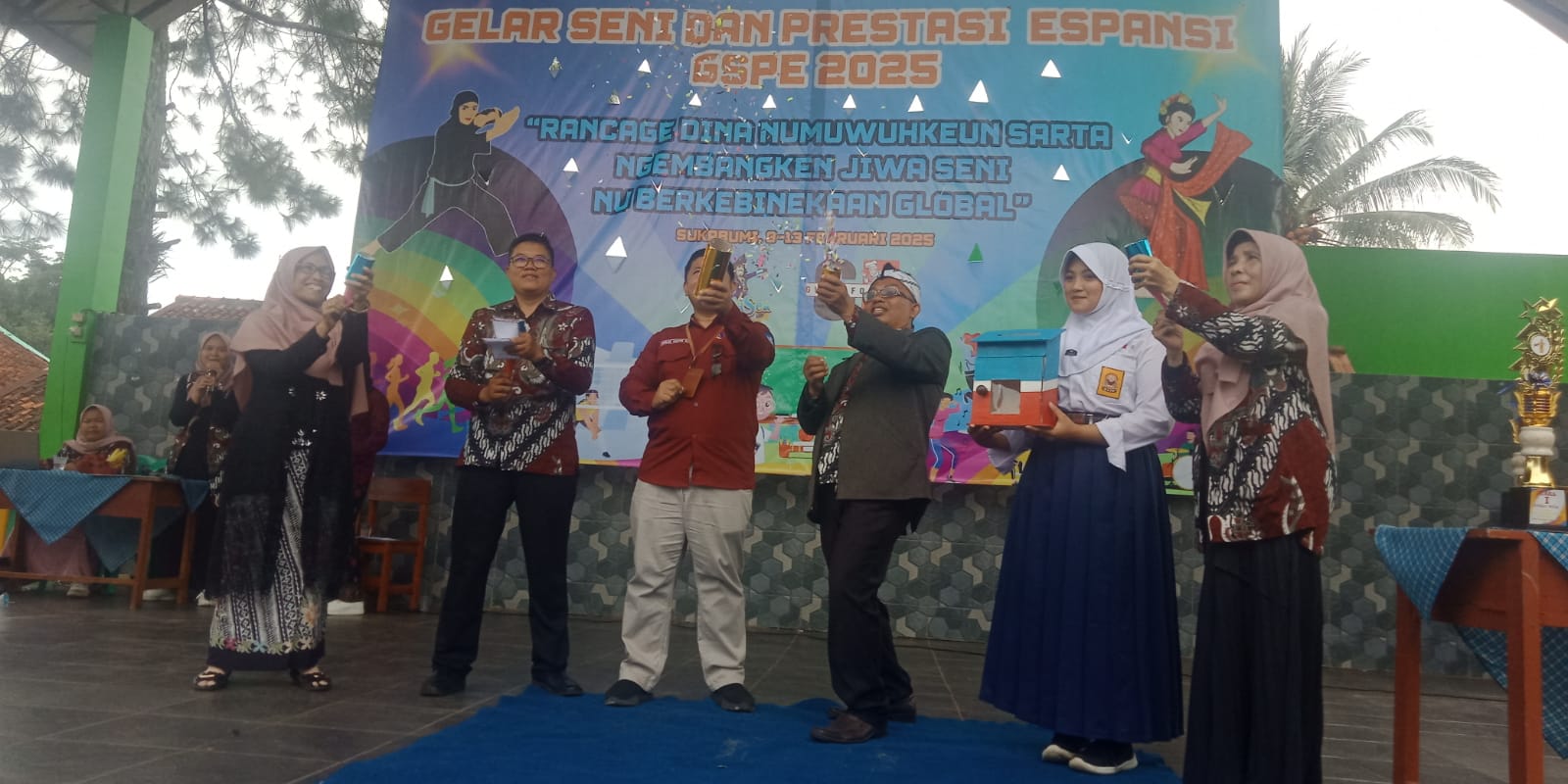 SMPN 8 Kota Sukabumi resmi meluncurkan program inovatif bertajuk Korespondensi Perpustakaan pada Selasa (11/2/2025). (FOTO : widi/radarsukabumi)