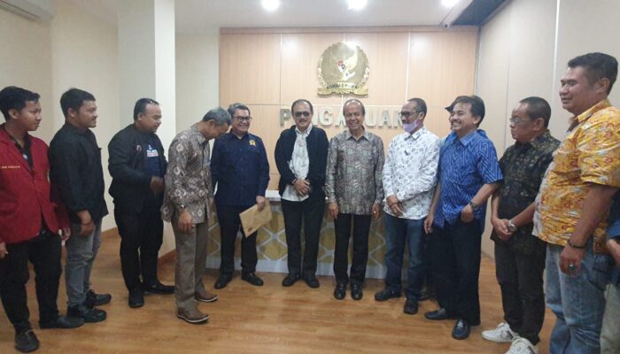 Masyarakat Sepanjang Pantai Utara Tangerang Banten Laporkan Pelanggaran HAM Berat oleh PIK 