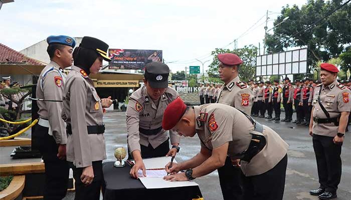 Polres Sukabumi Kota Sertijab Kasat Reskrim dan Kasat Narkoba