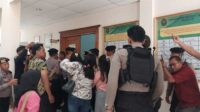 Sidang Putusan di PN Cibadak Sukabumi Ditunda, Keluarga Korban Mengamuk 