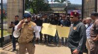JTM dan GNB Geruduk Kejari Kabupaten Sukabumi, Diduga Gelapkan Pajak dan Dana Desa Neglasari