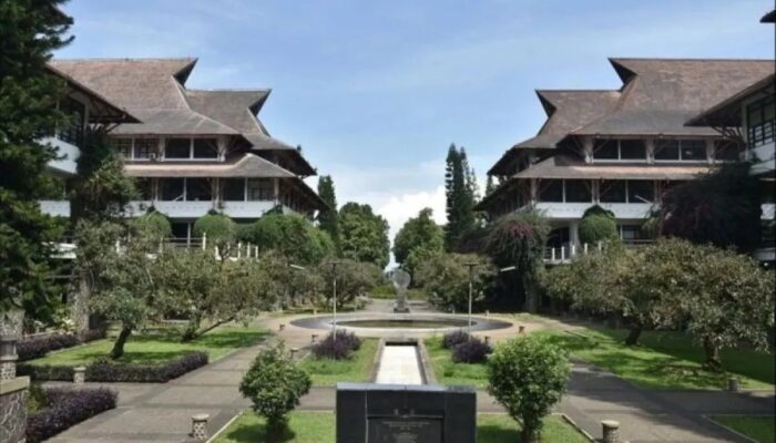 6 Kampus yang Membuka Jalur Tahfidz Al-Quran, Salah Satunya Cabangnya ada Sukabumi