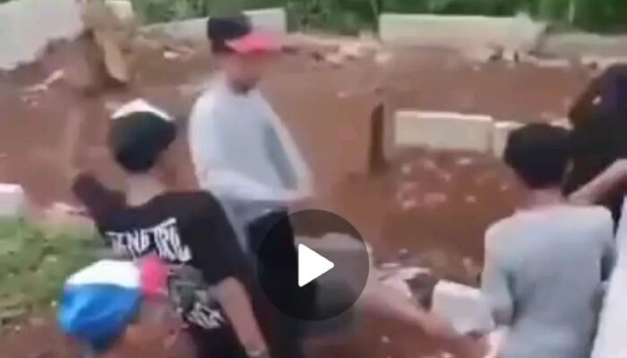 Viral Siswa SMP dikeroyok, Korban Teriak Mamah…Mamah