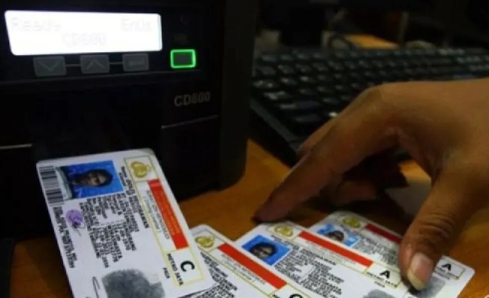 Jika Anda berniat membuat atau memperpanjang Surat Izin Mengemudi (SIM) di tahun 2025, ada baiknya mengetahui rincian biaya yang berlaku. Biaya pengurusan SIM