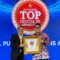 PRESTASI: Kurnia Nugraha selaku Media Communication Head Dept JNE menerima penghargaan Indonesia TOP Digital PR Award 2025, yang diserahkan langsung oleh Tri Raharjo selaku CEO TRAS N CO Indonesia & Chairman IBC. (ist)