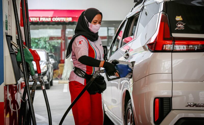 LAYANAN PRIMA: Pertamina Patra Niaga Subholding Commercial & Trading PT Pertamina (Persero) menegaskan tidak ada pengoplosan Bahan Bakar Minyak (BBM) Pertamax. Kualitas Pertamax dipastikan sesuai dengan spesifikasi yang ditetapkan pemerintah yakni RON 92. (ist)