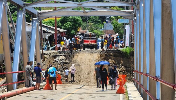 Penyebab Penanganan Infrastruktur Bencana Sukabumi Lambat, PU Sebut Alat Berat Terbatas