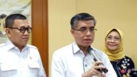 Menaker Yassierli Sebut Telat Bayar THR Perusahaan Akan Dapat Sanksi Berat!