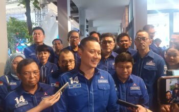 Ketua Umum Partai Demokrat, Agus Harimurti Yudhoyono (AHY), secara resmi mengumumkan susunan kepengurusan Dewan Pimpinan Pusat (DPP) Partai Demokrat untuk periode 2025-2030.