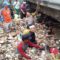 Gubernur Jabar Dedi Mulyadi didampingi oleh jajaran Forum Komunikasi Pimpinan Daerah (Forkopimda) yang dipimpin Bupati Sukabumi, Asep Japar, dan Wakil Bupati Andreas beserta unsur terkait lainnya bersihkan sampah di sungai Cipalabuan. Sabtu (8/3/2025).