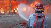 Jumat, Pasar Jumaah Purwakarta Terbakar: Diduga Ratusan Kios dan Toko Ludes Dilahap Sijago Merah