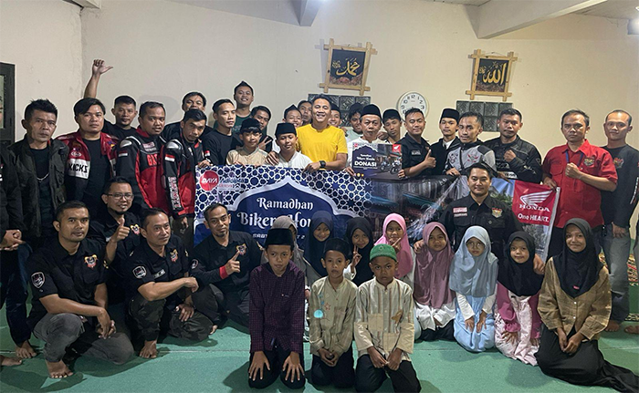 Komunitas pecinta motor Honda di Garut
