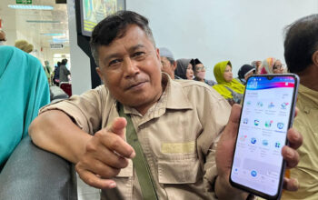 Salah satu peserta yang merasakan manfaat besar dari fitur ini adalah Ujang Badru (55 tahun), seorang peserta JKN mandiri kelas 3 yang ditemui langsung oleh Tim Jamkesnews, Senin (24/02).