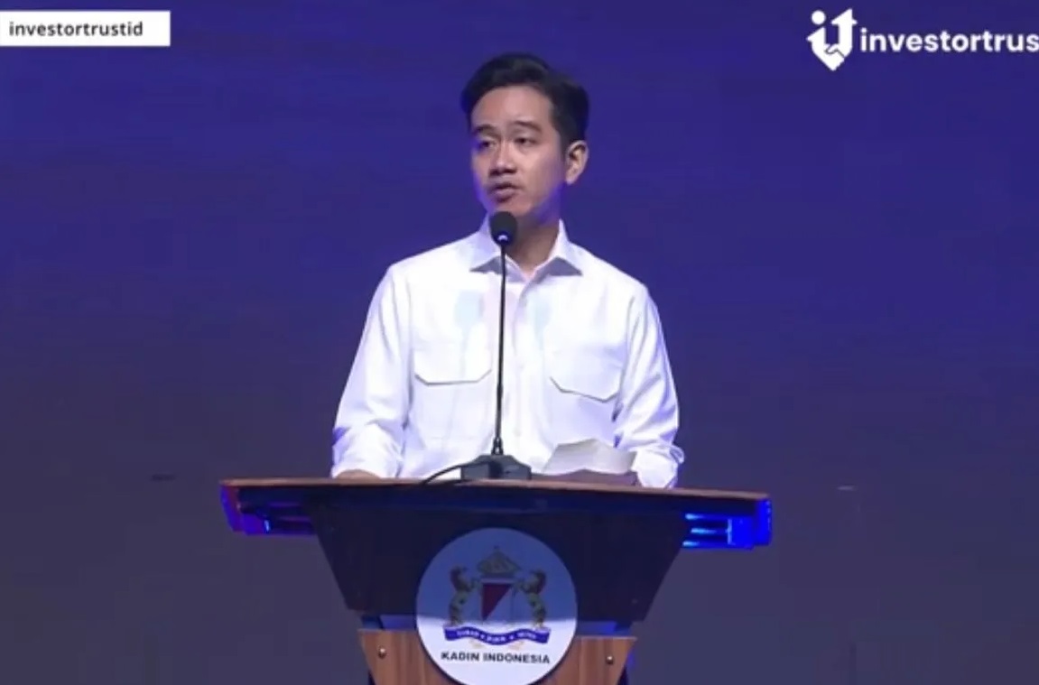 Wakil Presiden Gibran Rakabuming Raka saat berpidato dalam agenda Buka Puasa Bersama jajaran Kamar Dagang dan Industri (Kadin), di Jakarta, Jumat (14/3/2025). (Andi Firdaus)