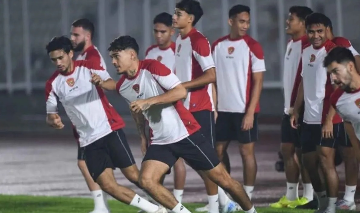 Pesepak bola Timnas Indonesia