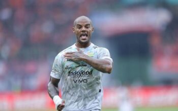 Live Streaming Persebaya Surabaya menjamu Persib Bandung pada laga pekan ke-25 BRI Liga 1 2024/2025 di Stadion Gelora Bung Tomo, Sabtu 1 Maret 2025.