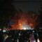 Situasi kerumunan masa dalam demonstrasi di depan Gedung DPRD Jawa Barat, Bandung, Jumat (21/3/2025).