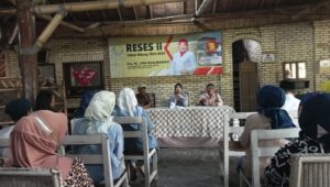 Reses di Baros, Lina Ruslinawati Dibanjiri Aspirasi Warga, Salah Satunya Inginkan SMA/SMK Negeri