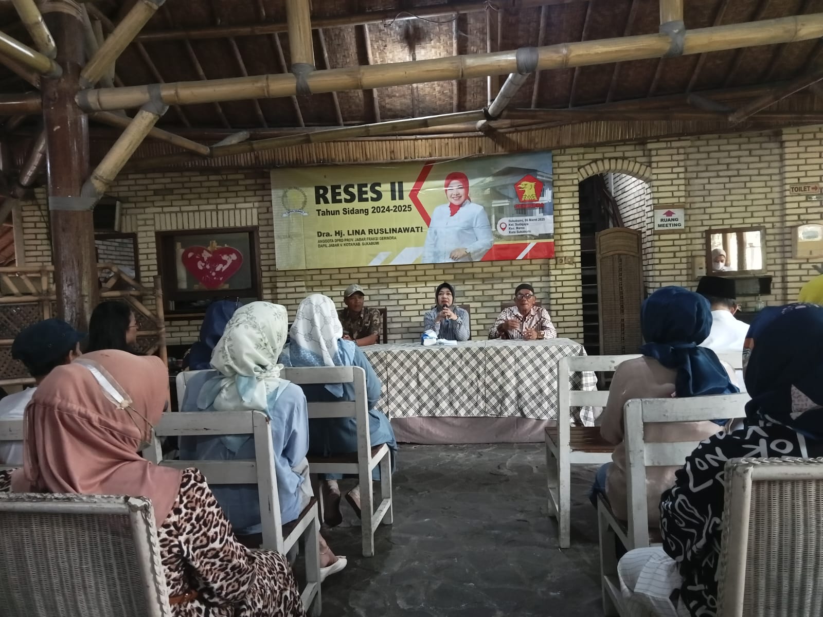 Anggota Dewan Perwakilan Rakyat Daerah (DPRD) Provinsi Jawa Barat Fraksi Gerindra, Dra. Hj. Lina Ruslinawati, kembali melaksanakan Reses ke II Tahun Sidang 2024-2025 pada Kamis (06/03/2025).