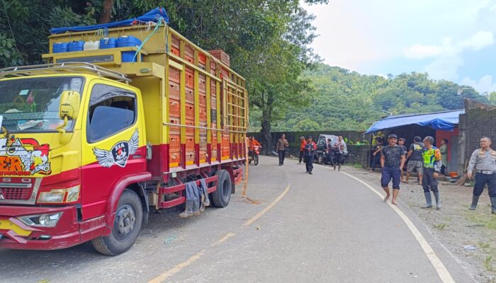 Penampakan Puluhan Kendaraan Terjebak di Cimapag Loji Simpenan