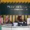 SUASANA : Sejumlah petugas Diarpus Kabupaten Sukabumi, saat berjaga di aula Perpustakaan Kabupaten Sukabumi.(FOTO : UNTUK RADAR SUKABUMI)