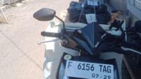 Detik-detik Motor Kurir Paket di Sukabumi Hilang Disikat Maling