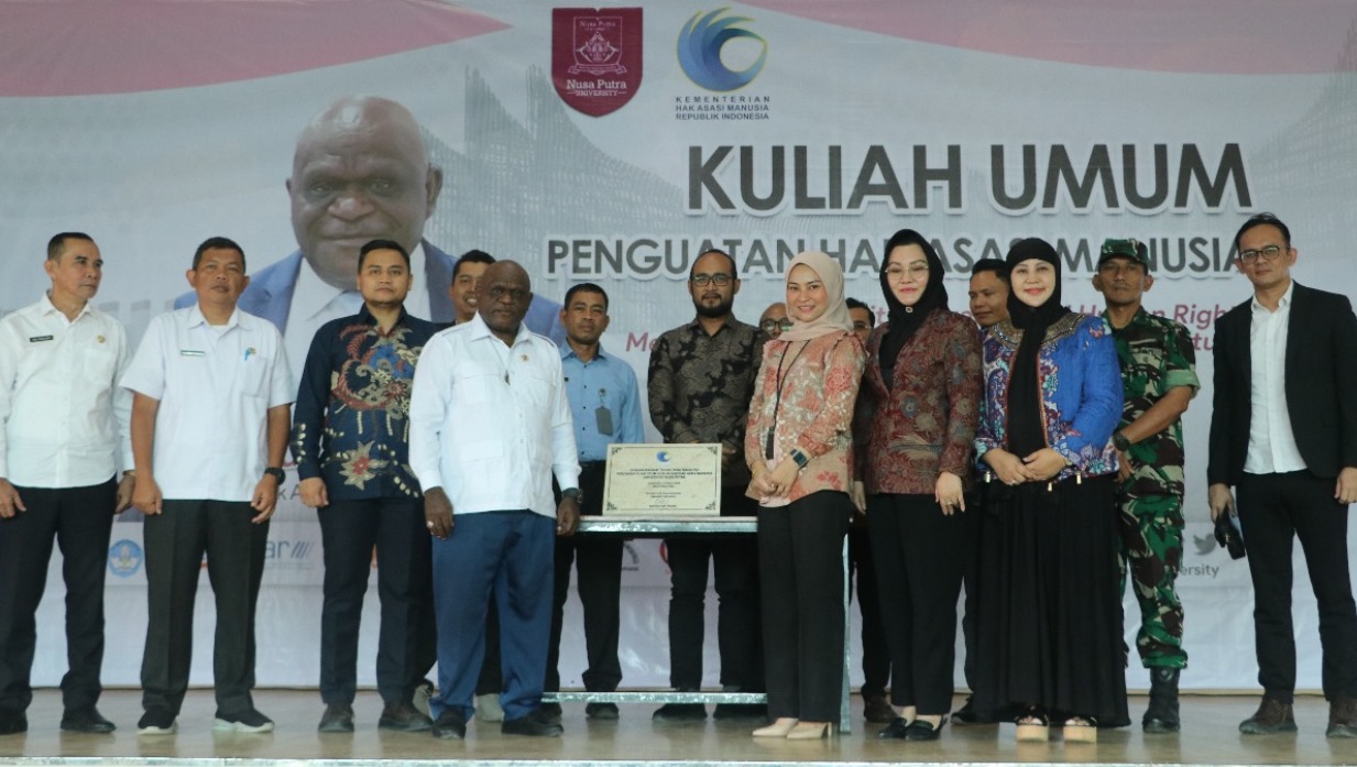 Menteri Hak Asasi Manusia (HAM) Republik Indonesia, Natalius Pigai, resmikan Pusat Studi Hukum dan HAM di Nusa Putra University pada Rabu (19/3).
