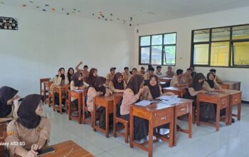 Sebanyak 42 siswa SMAN 1 Cidahu, Kabupaten Sukabumi, berhasil lolos Seleksi Nasional Berdasarkan Prestasi (SNBP) 2025 ke berbagai Perguruan Tinggi Negeri (PTN) ternama di Indonesia.