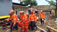 Dua Korban Banjir Ibu dan Anak di Palabuhanratu Ditemukan Meninggal Dunia dengan Berpelukan 