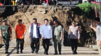 Momen Gibran Kunjungi Lokasi Bencana di Simpenan dan Palabuhanratu Sukabumi