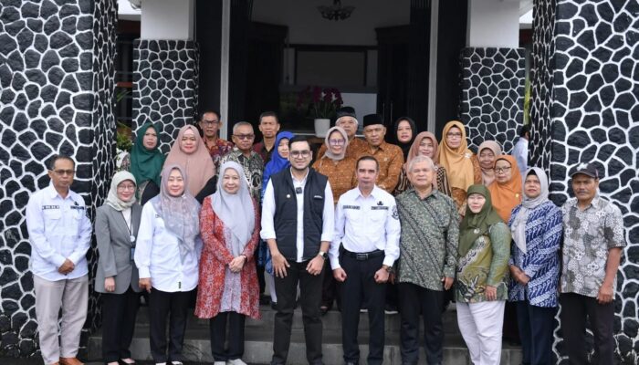 Potret 14 PNS Pemkot Sukabumi Pensiun