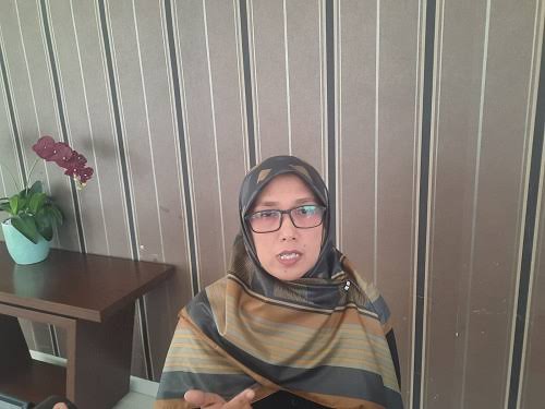 DIWAWANCARA: Kabid Perekonomian dan Sumber Daya Alam Bappeda Kota Sukabumi, Erni Agus Riyani saat diwawancara, belum lama ini.