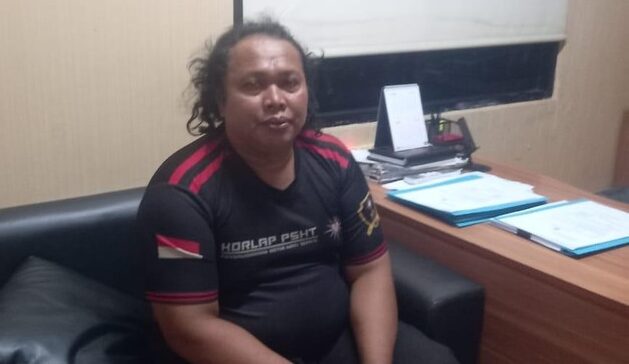 DS, tersangka dalam kasus ini, sempat melarikan diri ke Sukabumi, sebelum akhirnya ditangkap pada Kamis malam (21/3/2025) sekitar pukul 18.30 WIB.