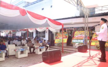 Wakil Bupati Sukabumi, Andreas , menghadiri doa bersama Mayday yang digelar oleh Serikat Pekerja Tekstil Sandang dan Kulit Serikat Pekerja Seluruh Indonesia (SP TSK SPSI) Kabupaten Sukabumi pada Rabu, 30 April 2025