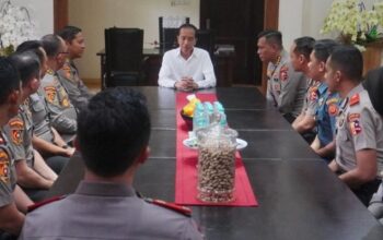 Joko Widodo menerima peserta Sekolah Staf dan Pimpinan Menengah (Sespimmen) Polri Pendidikan Reguler (Dikreg) ke-65 di kediamannya, Solo/Istimewa