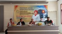 Lina Ruslinawati Gelar Sosialisasi Perda Penyelenggaraan Ketahanan Keluarga di Desa Hergarmanah