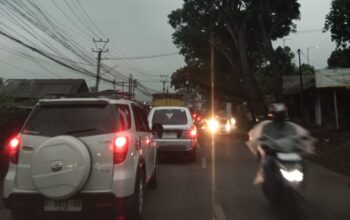 Jalur Utara Sukabumi kembali mengalami kemacetan parah pada akhir pekan, Sabtu (12/04/2025).