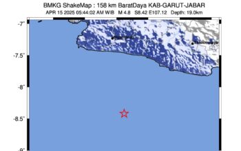 Gempa bumi berkekuatan 4.8 magnitudo yang berpusat di barat daya Kabupaten Garut, Jawa Barat, pada Sabtu (15/04/2025) pagi turut dirasakan hingga wilayah Sukabumi.