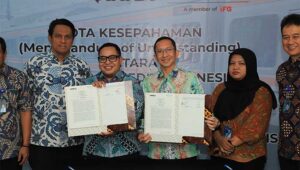 PT Jamkrindo dan PT INKA Tandatangani MoU Sinergi BUMN untuk Optimalisasi Bisnis