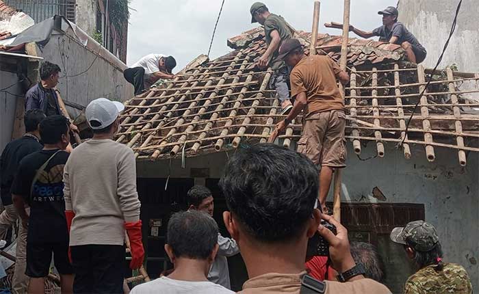 Respons Cepat Bupati Purwakarta Om Zein