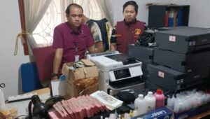 Penampakan Tempat Produksi Uang Palsu di Bogor Digerebek