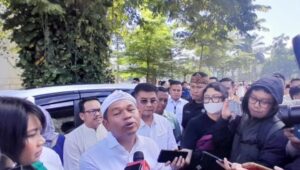 Gubernur Dedi Mulyadi Minta Wali Kota Depok Minta Maaf Soal Mobil Dinas Dipake Mudik