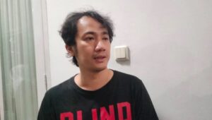 Nekat, Warga Kota Sukabumi Datangi Gedung Pakuan Demi Laporkan Perundungan Anaknya ke Gubernur