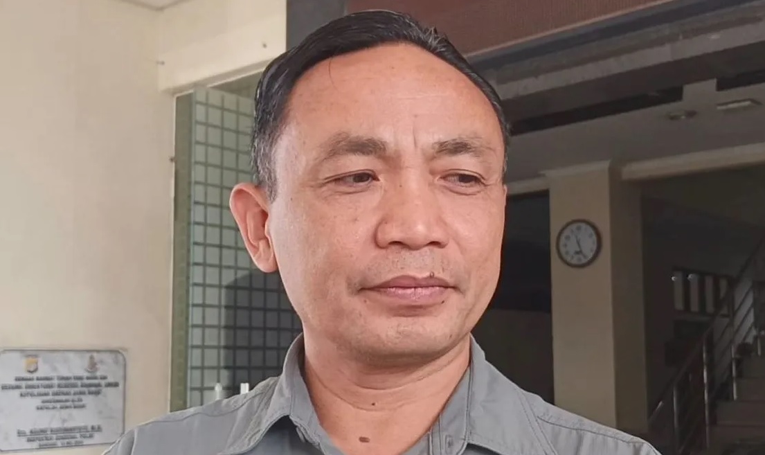 Dirreskrimum Polda Jabar Kombes Pol. Surawan memberikan keterangan di Bandung. (Ricky Prayoga)