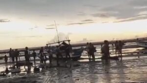 Detik-detik Wisatawan Lokal Tewas Di Pantai Minajaya Sukabumi