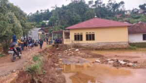 Tambang Sukabumi Cemari Sawah Warga, DPRD  Desak Pemda Bertindak Tegas