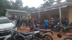Warga Cihaur Sukabumi Tuntut Izin Tambang Emas di Simpenan Dicabut
