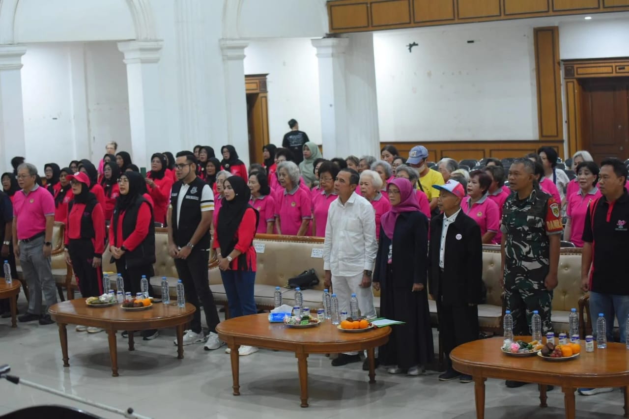 PELANTIKAN: Wakil Wali Kota Sukabumi Bobby Maulana menghadiri acara Pelantikan Pengurus dan Peserta Kebugaran Lansia Pra Lansia Indonesia (KLPI) serta Pelatihan Persamaan Gerak KLPI 1 dan 2 Senam Al-zheimer.(FT: IST)