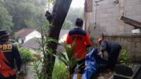 Antisipasi Longsor Susulan, BPBD Kota Sukabumi Pasang Terpal