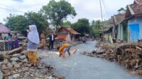Diterjang Banjir, Puluhan Rumah Warga Simpenan Rusak, Sebagian Diungsikan 